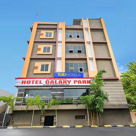 Fabhotel Galaxy Park - Nr Hyderabad International Airport, Shamshabad Extérieur photo