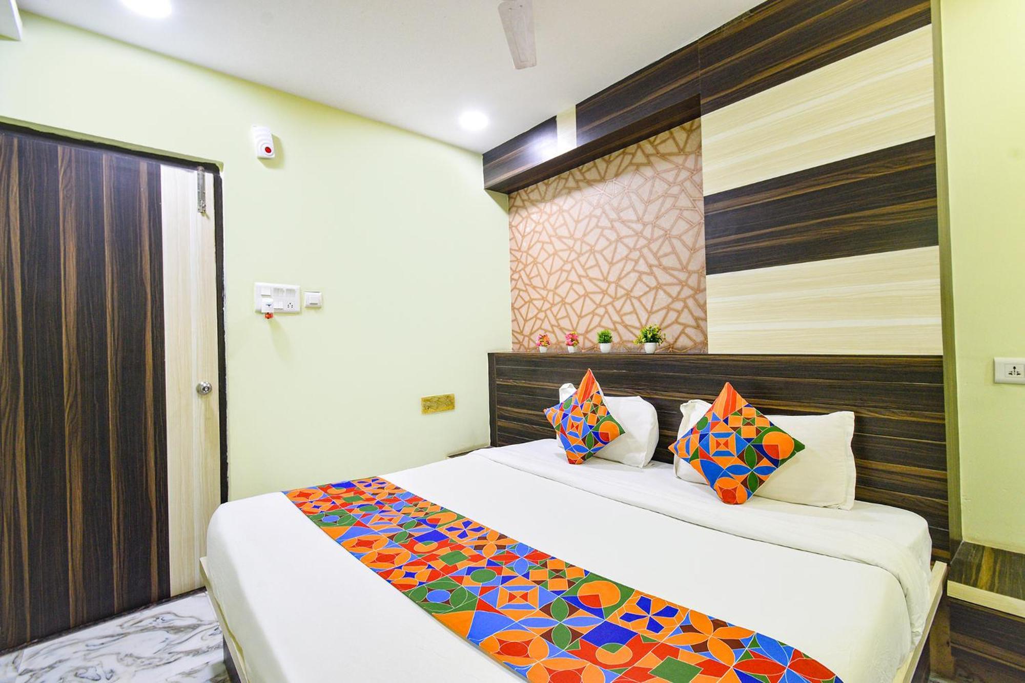 Fabhotel Galaxy Park - Nr Hyderabad International Airport, Shamshabad Extérieur photo
