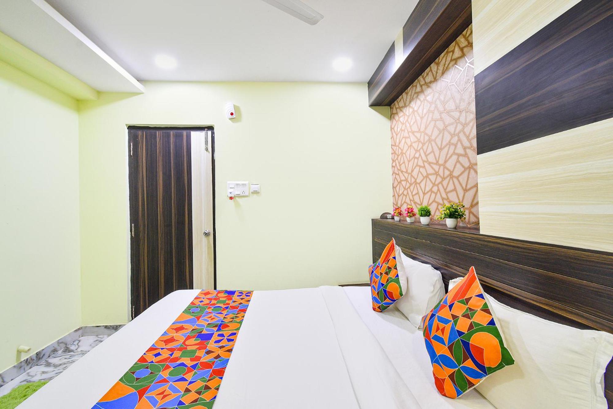 Fabhotel Galaxy Park - Nr Hyderabad International Airport, Shamshabad Extérieur photo