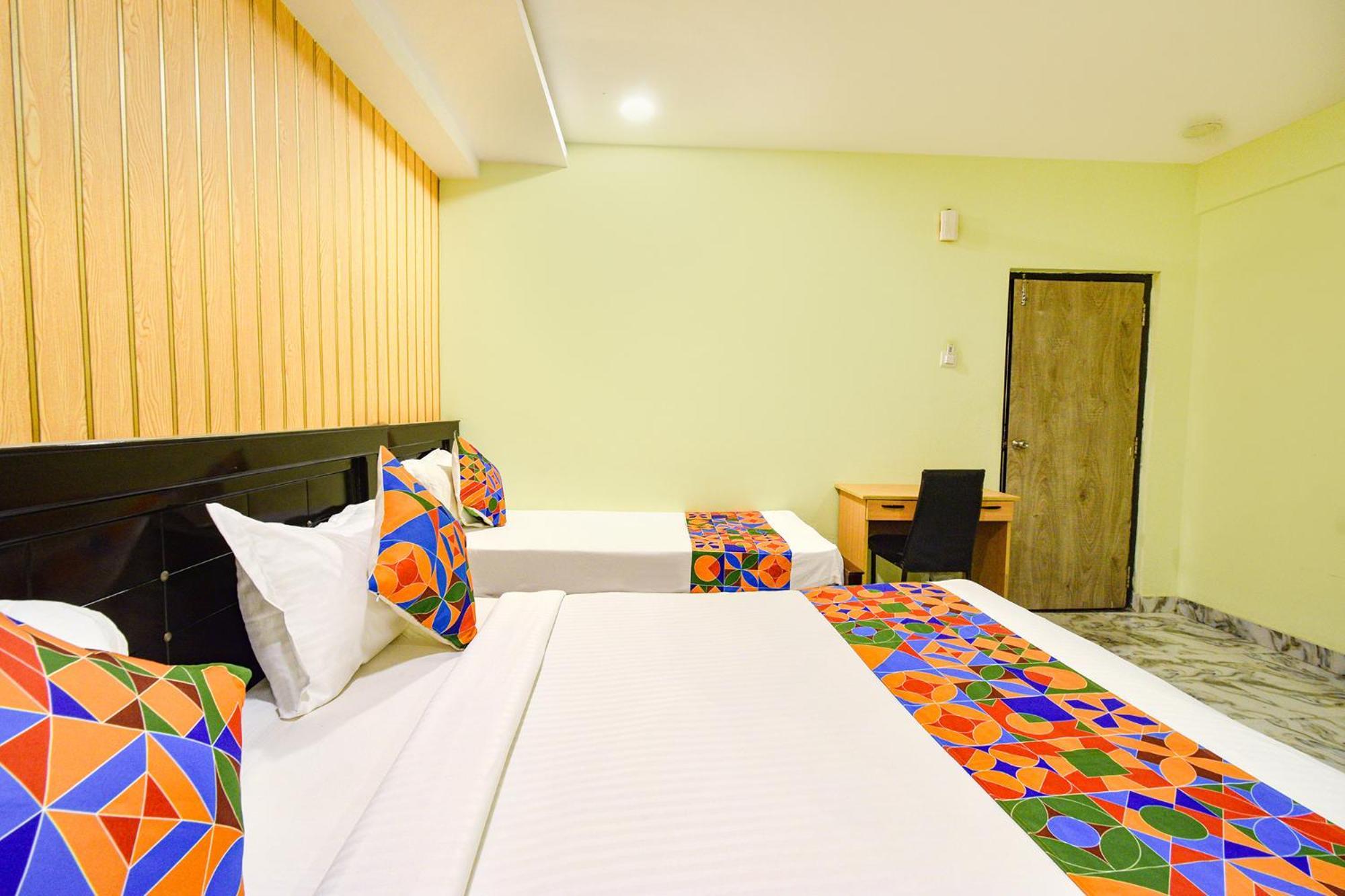 Fabhotel Galaxy Parkfabhotel Galaxy Park, Nr To Rajiv Gandhi International Airport-Hyderabad Shamshabad Extérieur photo