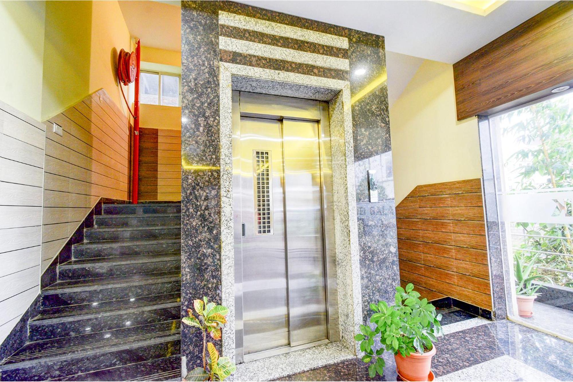 Fabhotel Galaxy Park - Nr Hyderabad International Airport, Shamshabad Extérieur photo
